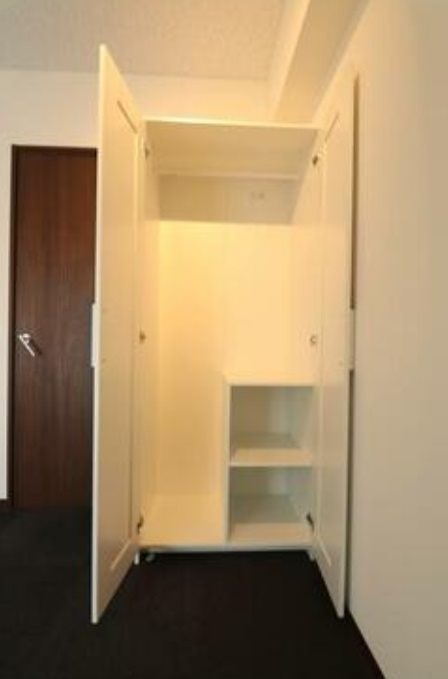 新宿区大京町楽器可(防音・24時間演奏・ピアノ・弦管楽器・声楽)マンション 収納