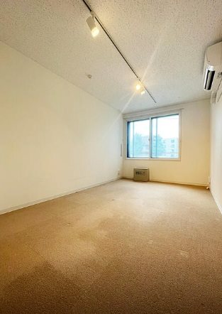 板橋区東坂下2丁目楽器可(防音・グランドピアノ・弦・金管楽器・声楽・DTM)マンション リビング