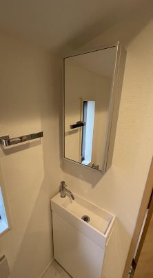 中野区沼袋4丁目楽器可(防音・24ｈ演奏可能・ピアノ・弦管楽器・声楽)アパート 洗面所
