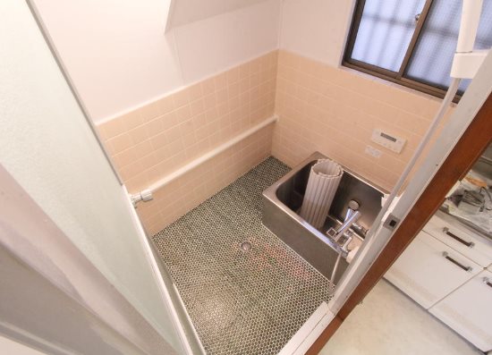 中野区上高田3丁目楽器可(防音・グランドピアノ・その他楽器相談)テラスハウス 風呂画像