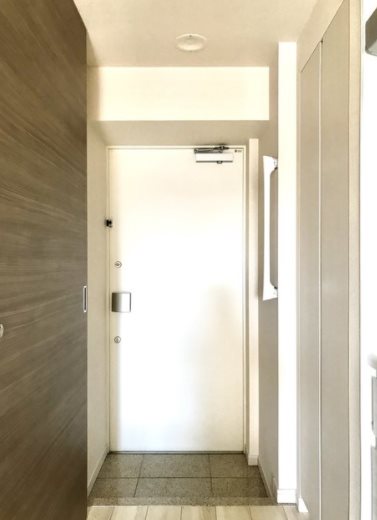 中野区大和町4丁目楽器可(防音・ピアノ・管・弦楽器・声楽)マンション 玄関