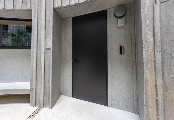 文京区湯島3丁目楽器可（防音・24時間演奏可・ピアノ・弦楽器・DTM）マンション 玄関