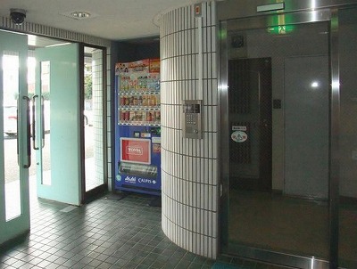 座間市座間2丁目楽器可(防音・グランドピアノ・弦・管楽器・声楽)マンション ロビー