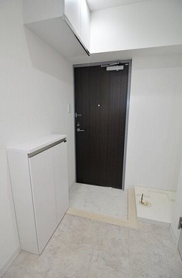 大田区大森中2丁目楽器可(防音・24時間演奏・弦・管楽器・声楽)マンション 玄関