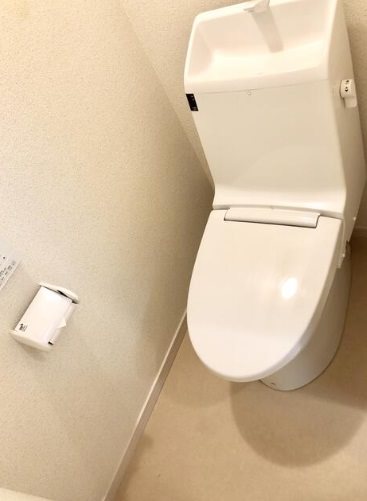 川崎市多摩区西生田3丁目楽器可(防音・グランドピアノ・弦・管打楽器・声楽)アパート トイレ