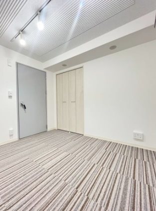 新宿区北新宿3丁目楽器可(防音・24ｈ演奏・グランドピアノ・弦管楽器・声楽・DTM)マンション リビング