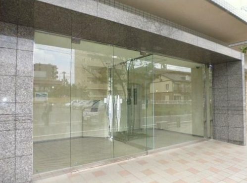 朝霞市西原2丁目楽器可（ピアノ・弦・管楽器・声楽）マンション 玄関