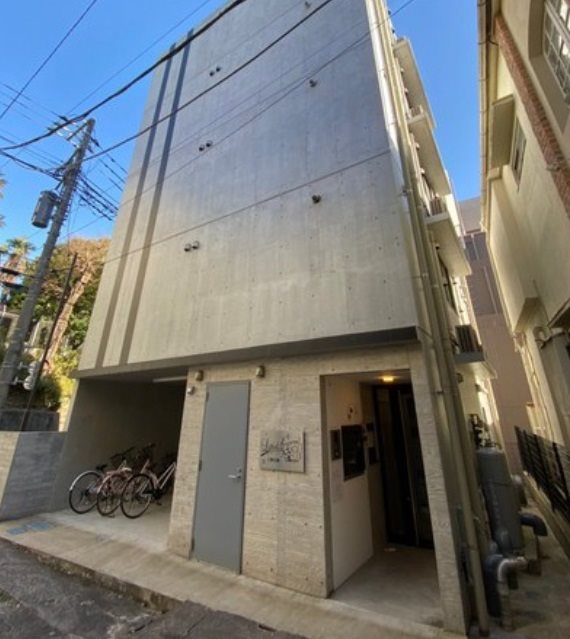 台東区池之端4丁目楽器可(防音・24時間演奏・グランドピアノ・弦・管・打楽器・声楽・DTM)マンション エントランス