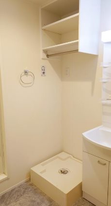 川崎市多摩区堰2丁目楽器可(防音・グランドピアノ・弦管打楽器・声楽・DTM)マンション 内装