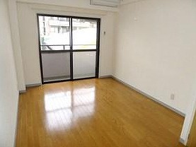 調布市仙川町2丁目楽器可（グランドピアノ・管弦楽器・声楽）マンション リビング