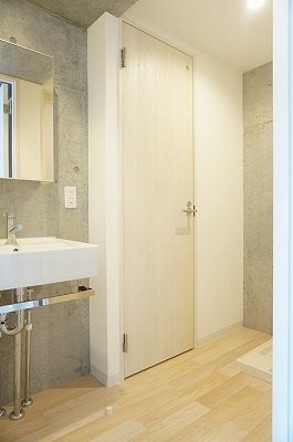 台東区根岸3丁目楽器可(防音・24時間365日演奏・電子ピアノ・弦・木・金管楽器・声楽・DTM)マンション 洗面所