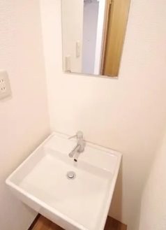 座間市相模が丘5丁目楽器可（ピアノ・弦・木管楽器）マンション 洗面所