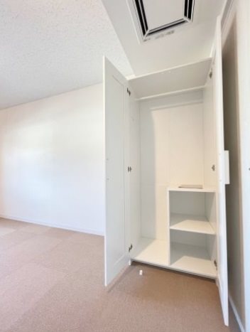 横浜市保土ヶ谷区宮田町2丁目楽器可（グランドピアノ・弦管楽器・木管楽器・金管楽器・声楽・DTM）マンション 収納