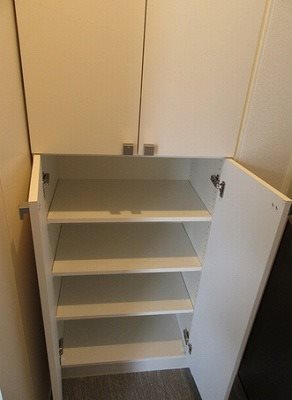 北区中十条3丁目楽器可(防音・グランドピアノ・弦・管楽器・声楽)マンション 収納