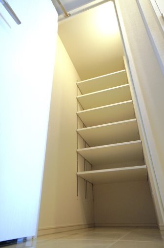 品川区西大井1丁目楽器可（ピアノ）マンション 収納
