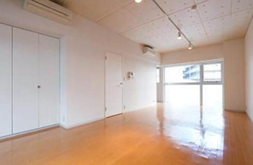 渋谷区渋谷1丁目楽器可（ピアノ）マンション リビング
