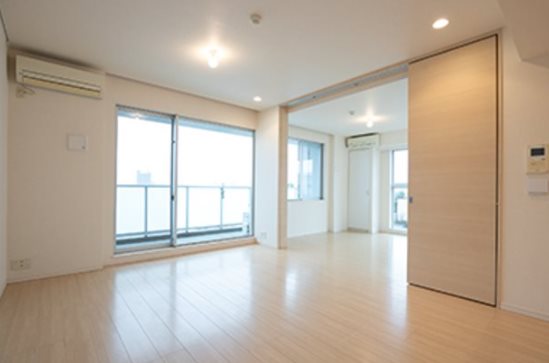 世田谷区砧2丁目楽器可（ピアノ）マンション リビング