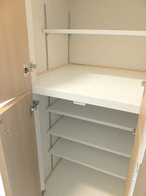 川崎市麻生区上麻生1丁目楽器可（グランドピアノ・弦/管楽器・声楽・DTM）マンション 収納