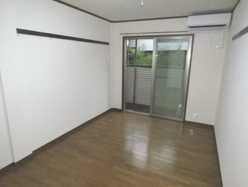 世田谷区粕谷４丁目楽器可（ピアノ・弦楽器）マンション リビング