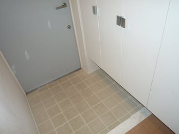 北区赤羽西１丁目楽器可（アップライトピアノ）マンション 玄関
