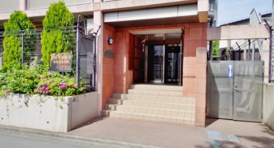 板橋区成増4丁目楽器可（ピアノ・弦楽器・管楽器・声楽） エントランス