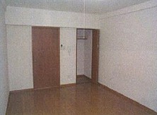 小金井市本町5丁目楽器可（防音・ピアノ・弦管楽器・声楽・DTM）マンション リビング
