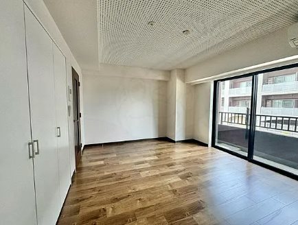 調布市若葉町2丁目楽器可（ピアノ・弦/管楽器・声楽）女性限定マンション ベッドルーム