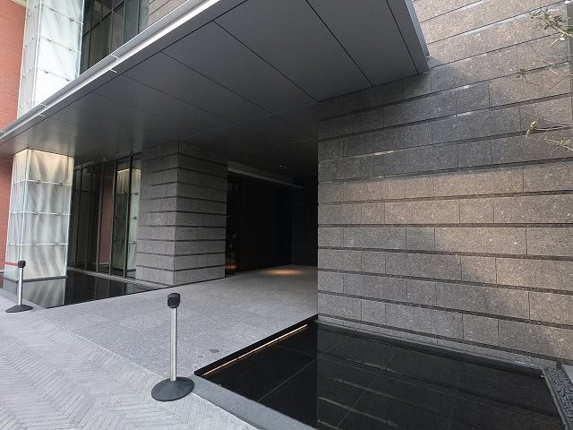 横浜市中区北仲通5丁目楽器可（ピアノ・弦楽器・ＤＴＭ等）マンション 玄関
