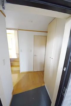 川崎市多摩区宿河原6丁目（ピアノ・弦・管楽器）マンション 玄関