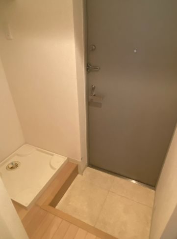 杉並区荻窪５丁目楽器可（ピアノ・弦楽器）マンション 玄関