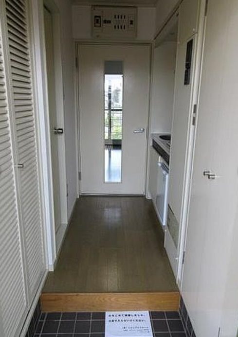 練馬区谷原2丁目楽器可(防音・グランドピアノ・弦・管楽器・声楽)マンション　 玄関