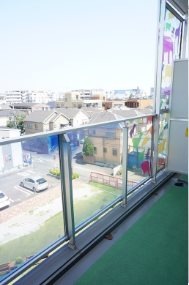 川崎市高津区溝口5丁目楽器可（グランドピアノ・弦管楽器・声楽）マンション ベランダ