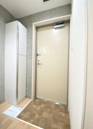 練馬区中村北2丁目楽器可（防音・24時間演奏可能・グランドピアノ・弦管楽器・声楽）マンション 玄関