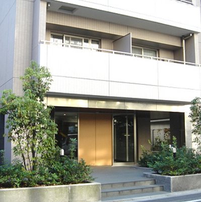 新宿区水道町楽器可（ピアノ）マンション エントランス