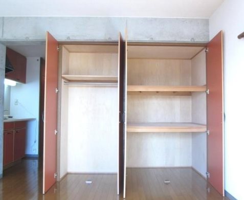 立川市砂川町6丁目楽器可（ピアノ・弦管楽器・声楽・DTM）マンション 収納