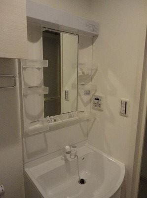 文京区本郷5丁目楽器可(防音・弦・管楽器・声楽)マンション 洗面所