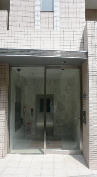 オルテハウス 玄関