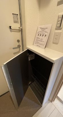 中野区沼袋4丁目楽器可(防音・24ｈ演奏可能・ピアノ・弦管楽器・声楽)アパート 玄関