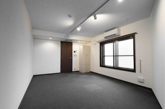 江戸川区南小岩8丁目楽器可(防音・グランドピアノ・弦・木・金管楽器・声楽・DTM)マンション リビング