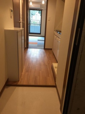 板橋区赤塚新町3丁目楽器可(防音・グランドピアノ・弦・管楽器・声楽)マンション 玄関