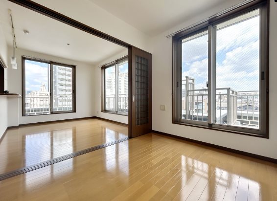 川崎市多摩区登戸楽器可（ピアノ・管弦楽器）マンション リビング