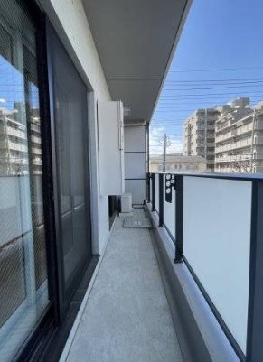 所沢市くすのき台1丁目楽器可(防音・24ｈ演奏・グランドピアノ・弦・管楽器・声楽)マンション ベランダ