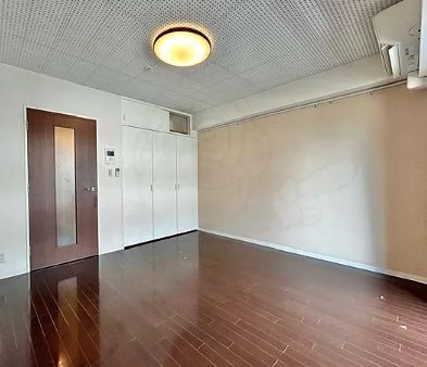 調布市若葉町2丁目楽器可（ピアノ・弦/管楽器・声楽）女性限定マンション ベッドルーム