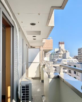 小金井市本町5丁目楽器可（防音・ピアノ・弦管楽器・声楽・DTM）マンション ベランダ