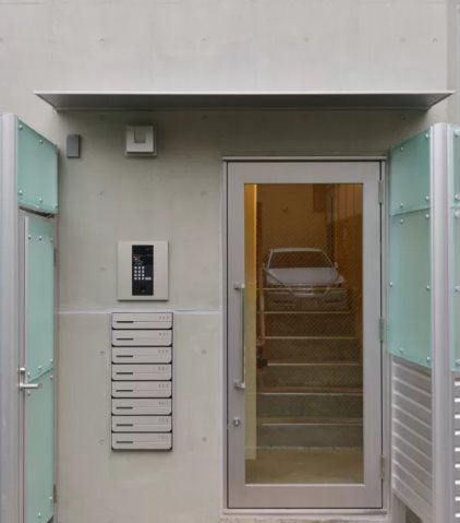 中野区上高田3丁目楽器可(防音・24時間演奏・ピアノ・弦・管楽器・声楽)マンション エントランス