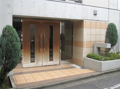 豊島区高松2丁目楽器可（防音・24時間演奏・グランドピアノ・弦・管楽器・声楽）マンション 玄関