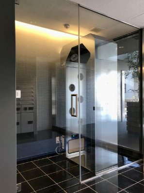 川崎市多摩区栗谷1丁目楽器可(防音・グランドピアノ・弦・管・打楽器・声楽・DTM)マンション エントランス