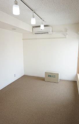 練馬区豊玉中3丁目楽器可（防音・24時間演奏・グランドピアノ・弦・管楽器・声楽・DTM）マンション リビング