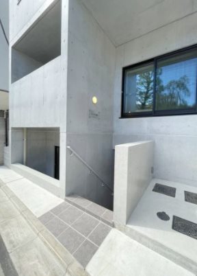 世田谷区桜上水1丁目楽器可(防音・24時間演奏可能・グランドピアノ・弦・管楽器・声楽)マンション エントランス