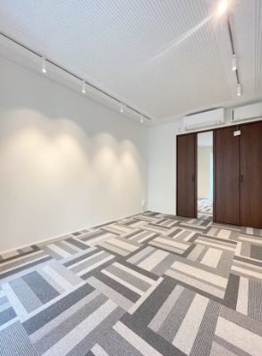 千代田区飯田橋2丁目楽器可（防音・24時間演奏可能・ピアノ・弦管楽器・声楽・DTM）マンション ベッドルーム